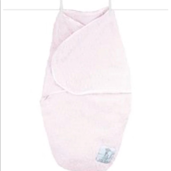 little giraffe swaddle